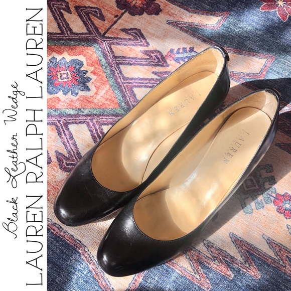 Lauren Ralph Lauren Black Leather Closed Toe Wedges - Picture 1 of 11